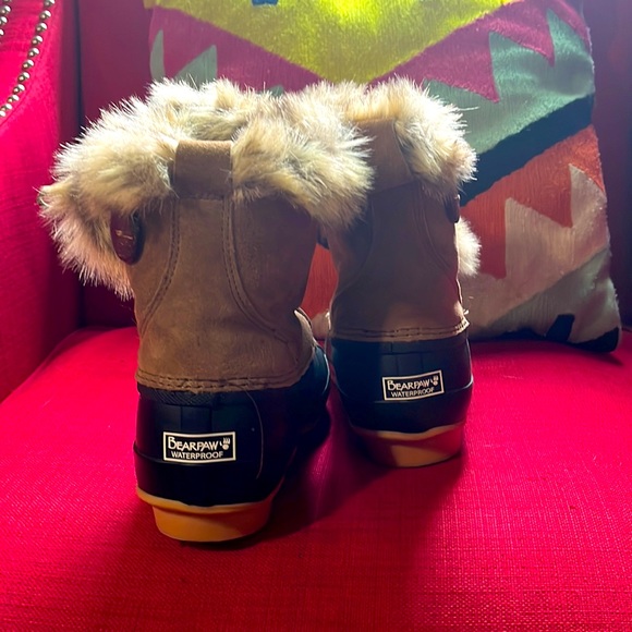 Bearpaw Deborah Hickory Waterproof boots, Size 8 - Picture 4 of 9